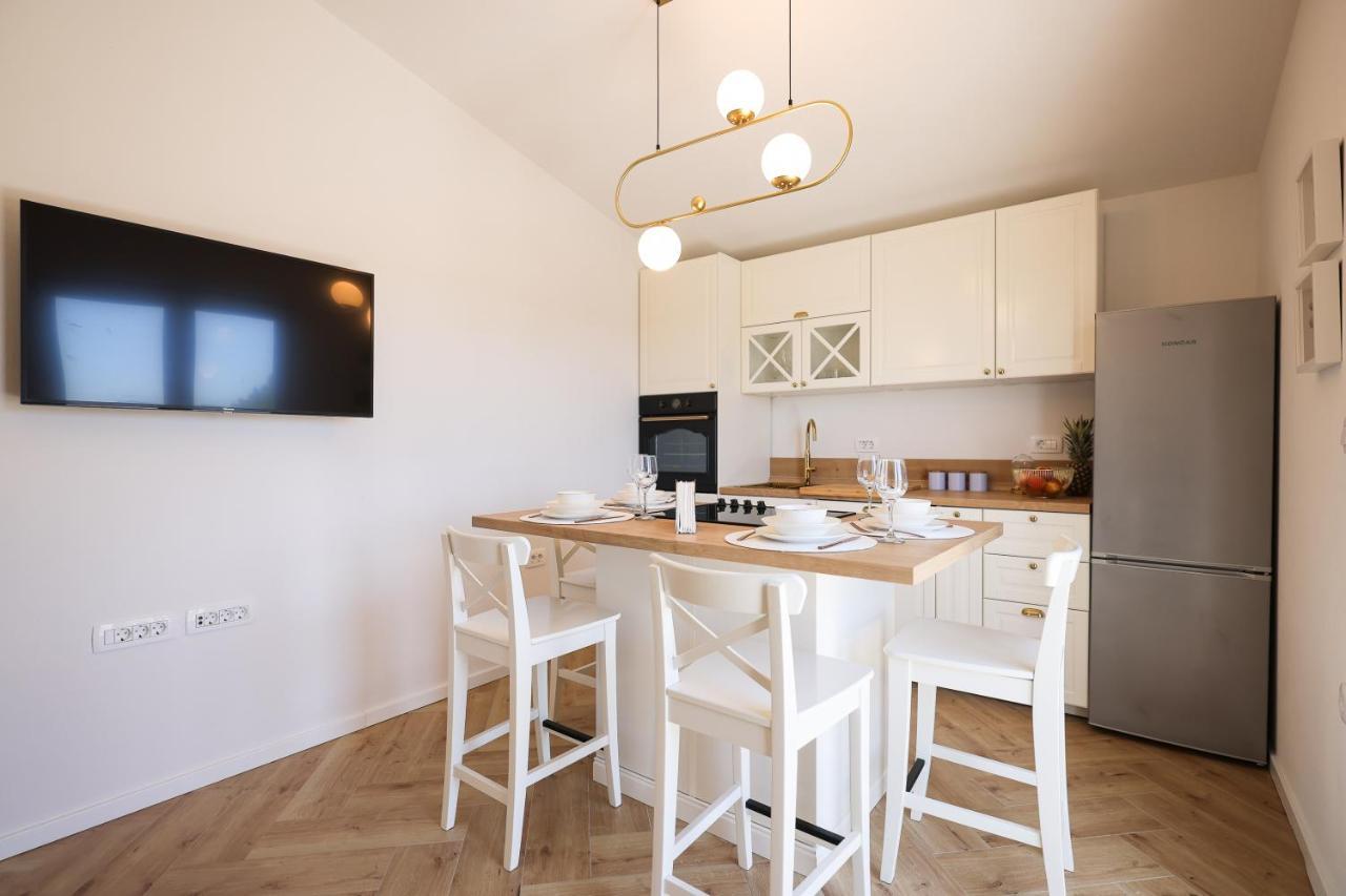 Marta Apartment *
